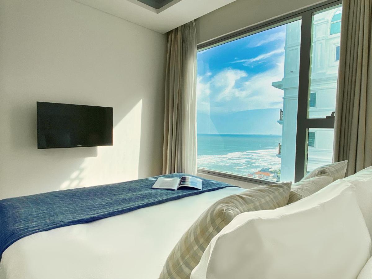 Stunning Apartments Across My Khe Beach ! Rooftop Pool & Gym 다낭 외부 사진