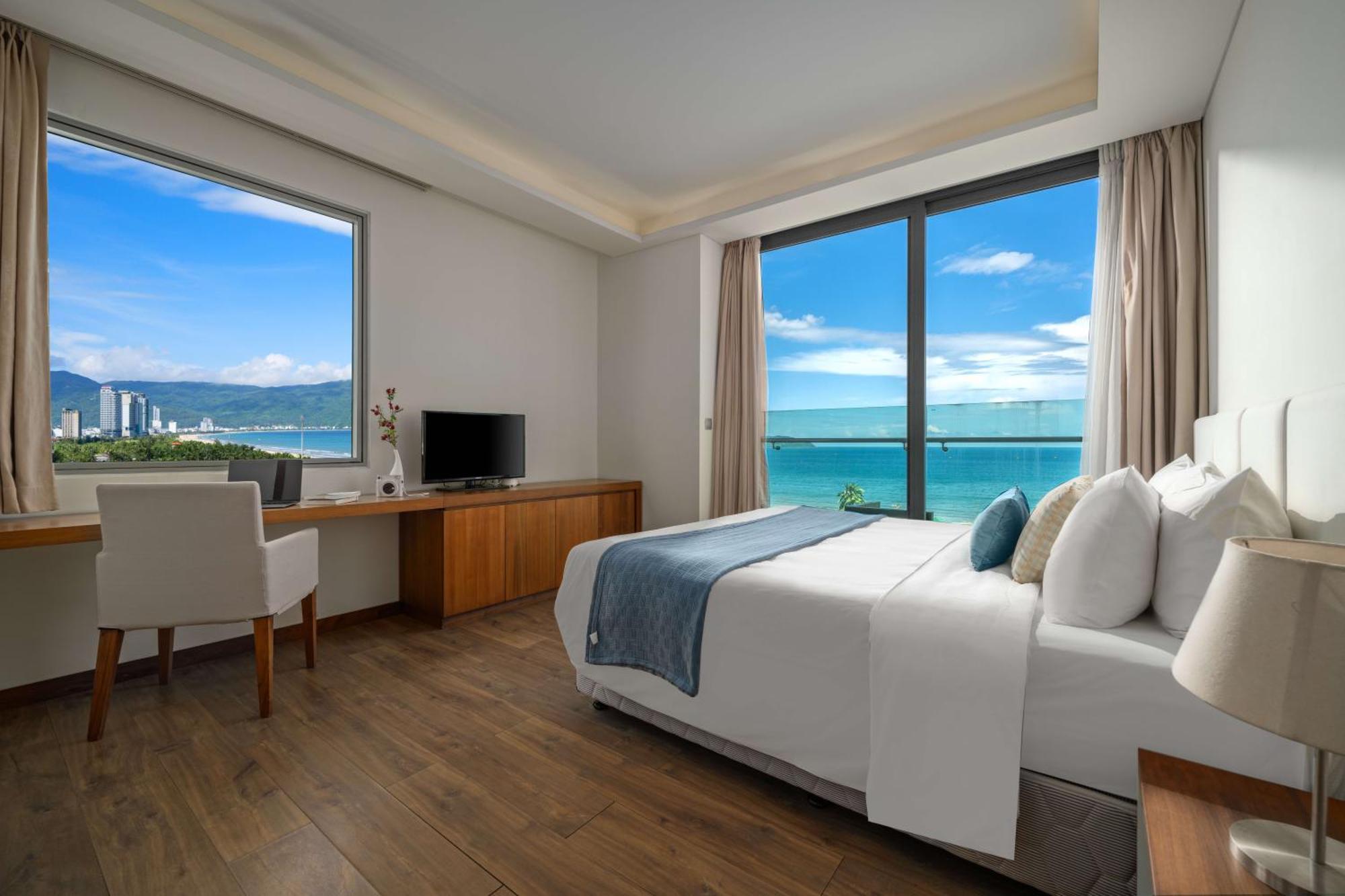 Stunning Apartments Across My Khe Beach ! Rooftop Pool & Gym 다낭 외부 사진